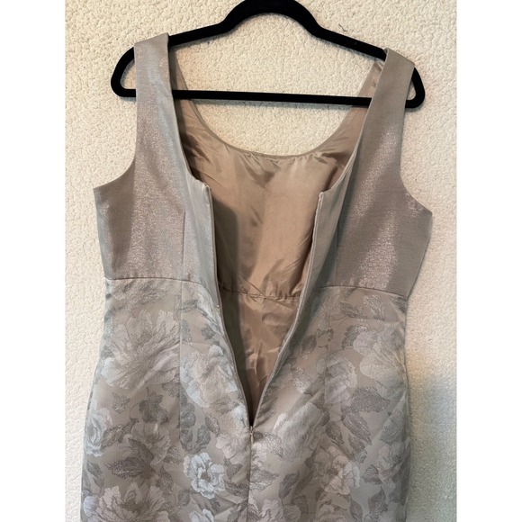 Cachet Dress & Jacket Set Women 12 Champagne Silver Metallic Formal Wedding - Picture 9 of 16